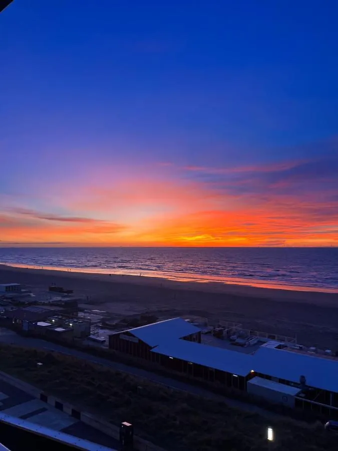 Zee Appartement Zandvoort 0*,  Nederland